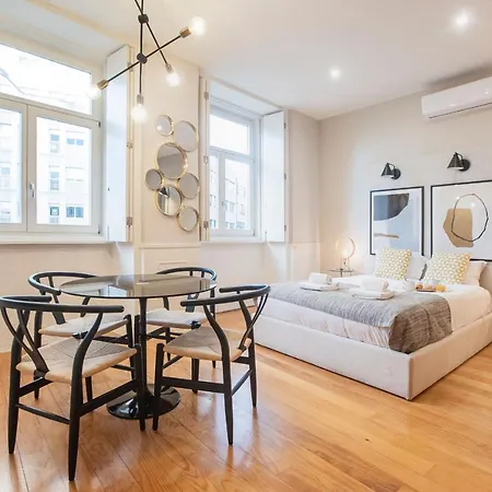 Cute & Bright Flat W/ Ac By Lovelystay Apartment